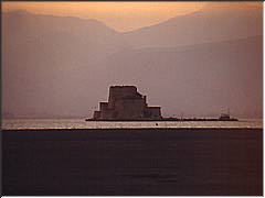 Nafplio: fortaleza de Burtsi al atardecer &copy; Jos&eacute; Mar&iacute;a Ciordia